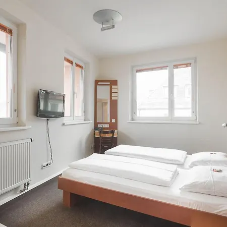 Hotel Lucas 3*